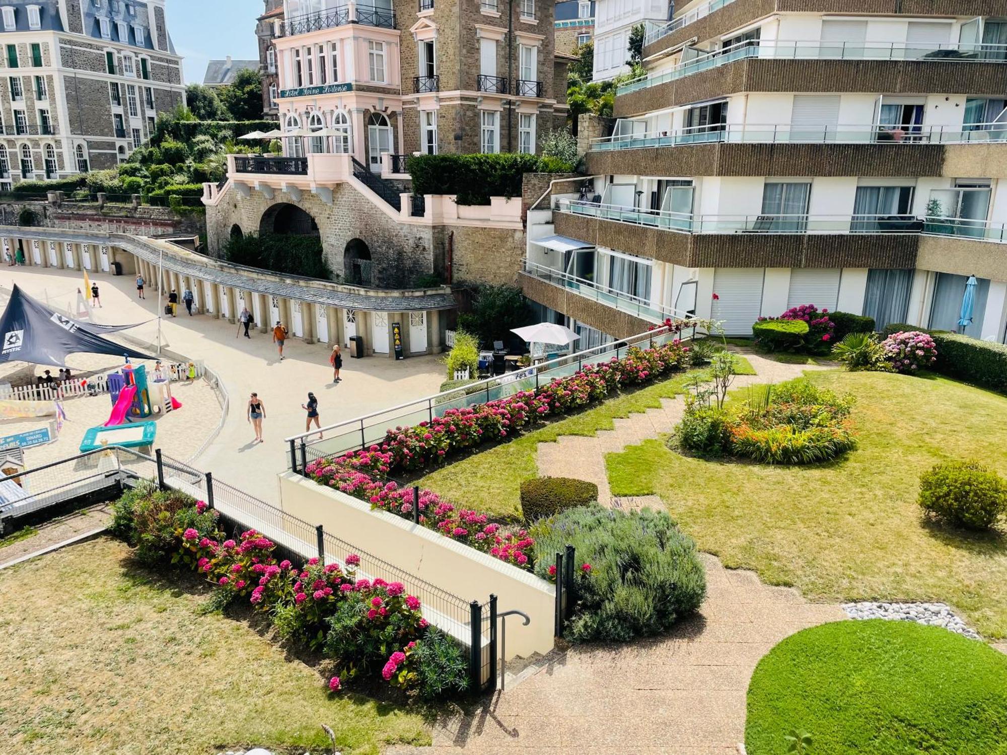 Residence Le Crystal Dinard Plage Exterior foto